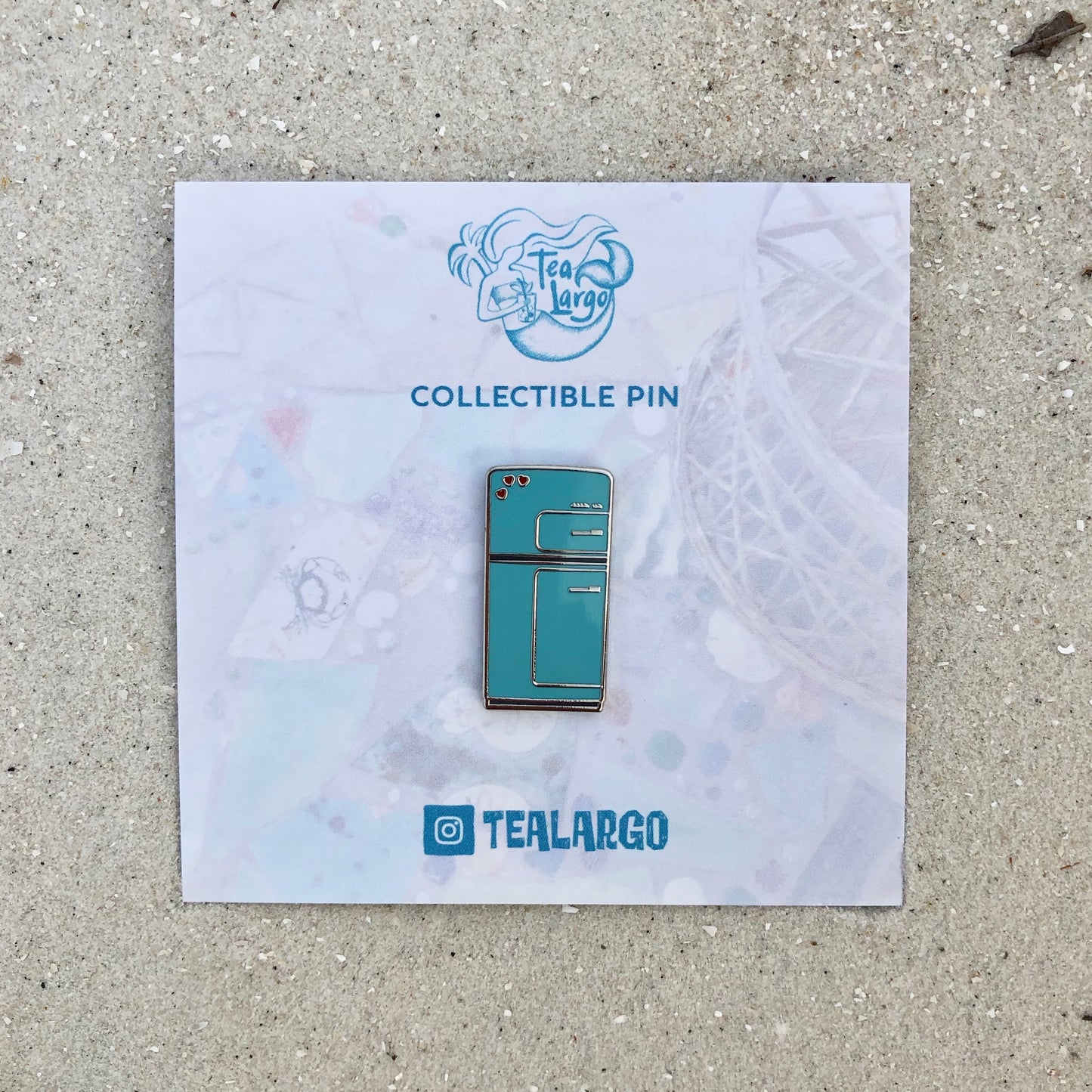 Retro Fridge Collectible Enamel Pin - Tea Largo